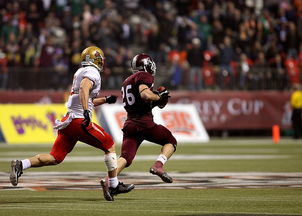 爱游戏中国官方登录入口网站-进攻与防守转换最迅速的球队解析，进攻 防守